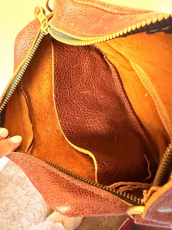 ✨ Portland Leather Goods Camera Bag ✨
Large — Nutmeg “Almost Perfect” Line EUC - Picture 12 of 15